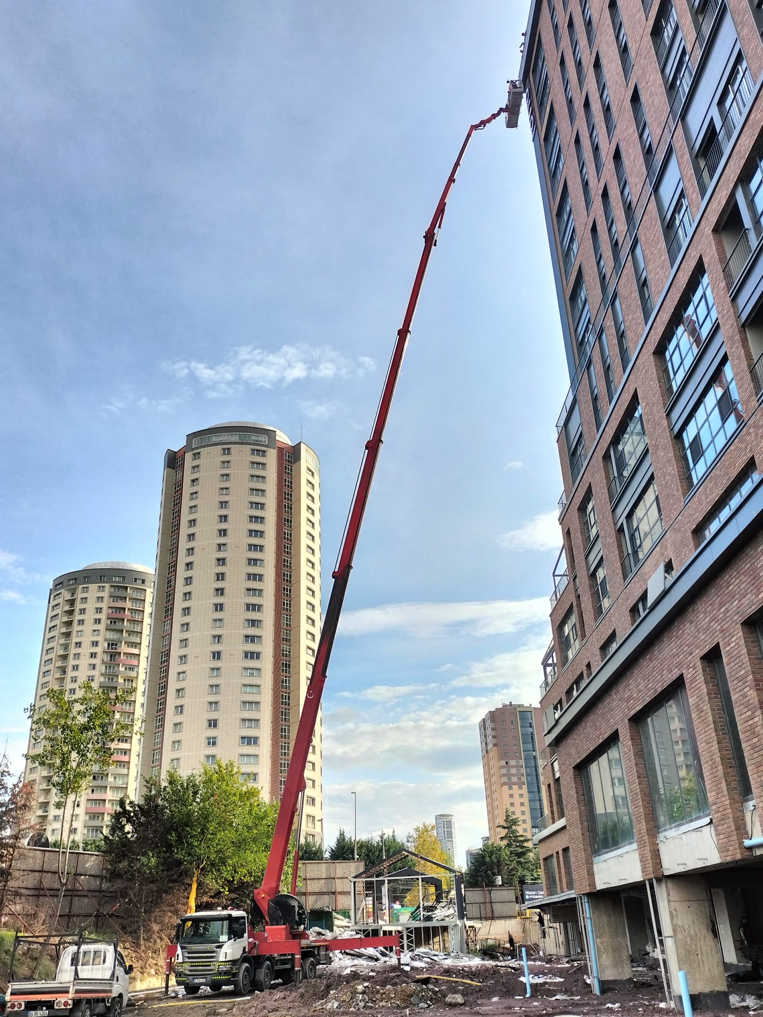 70 metre sepetli vinç